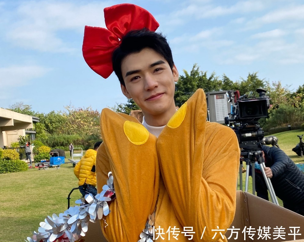 节目|《中餐厅5》定档,龚俊为节目跟爸爸学做藤椒鱼,还自称话痨担当