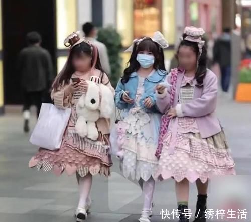 土豆|穿洛丽塔被指像“土豆”,女生遭到人身攻击,喜欢小众服饰有错吗?