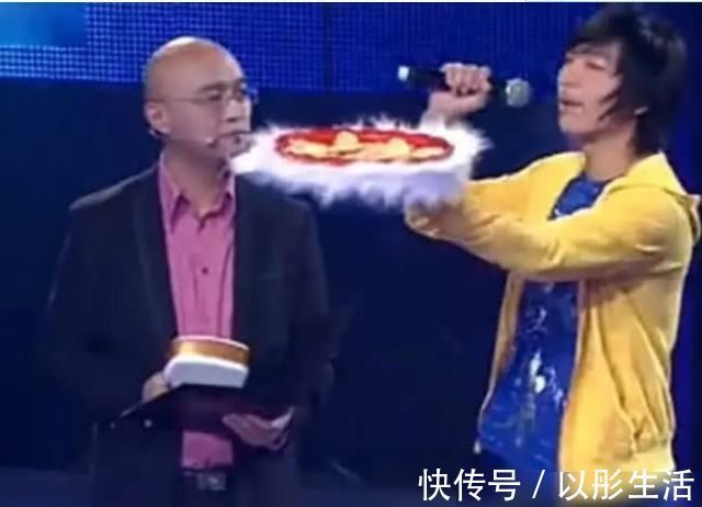 非诚勿扰小伙刚上台，24位女嘉宾集体灭灯说他像外卖小哥