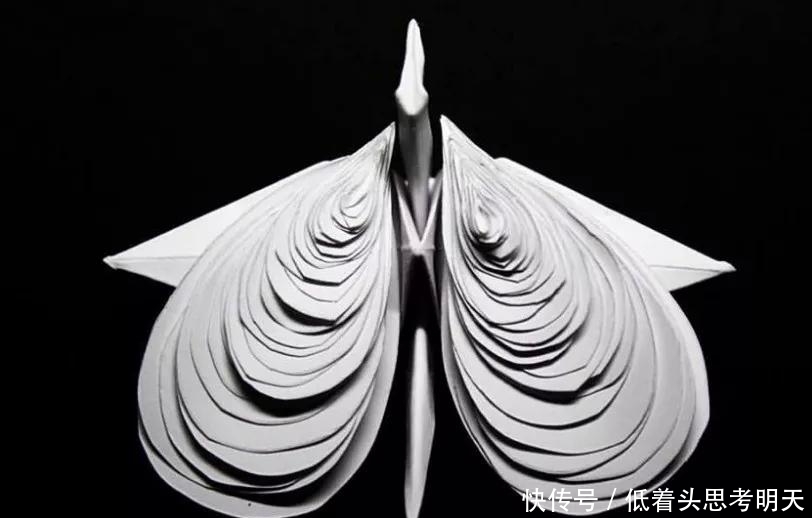  重样|每天折一只千纸鹤，他坚持了1000天不重样，女友被感动到梨花带雨