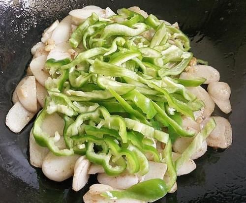 濕氣重的女性，每天當(dāng)零食吃兩個(gè)，口臭雀斑不來(lái)找，血管不堵，腰圍變細(xì)了