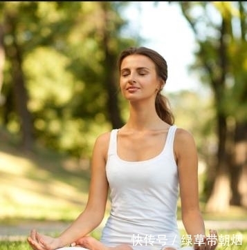 长相|美女热衷于瑜伽，甜美长相完美曲线，气质更迷人