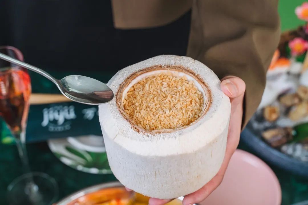 美味|不仅美味的泰式海鲜火锅,还有专人服务