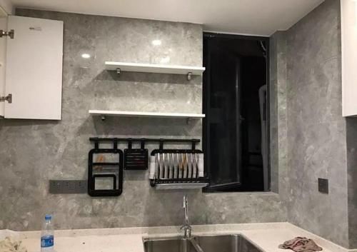 收纳|老公在厕所门口打个柜子,超实用,跟卧室一起,能装下“全世界”