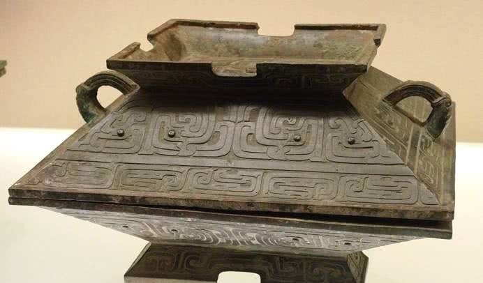 近年|八大菜系之首的鲁菜,近年为什么不行了?原因就在一字之差