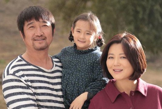 打了200瘦脸针,为拍戏流掉孩子,农村一姐王茜华有多疯狂