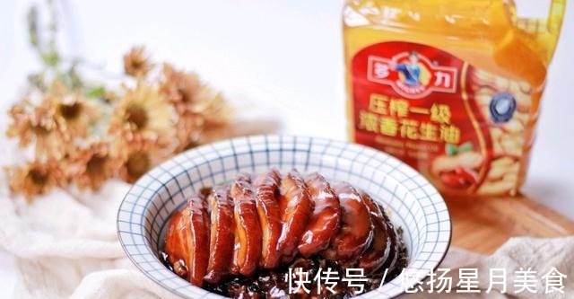 下饭|梅菜扣肉汁水四溢肥而不腻,颜色红亮诱人食欲,好吃又下饭!