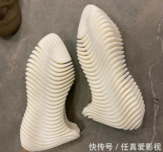 yeezy 这10款奇葩设计的高跟鞋，你见过其中哪个？
