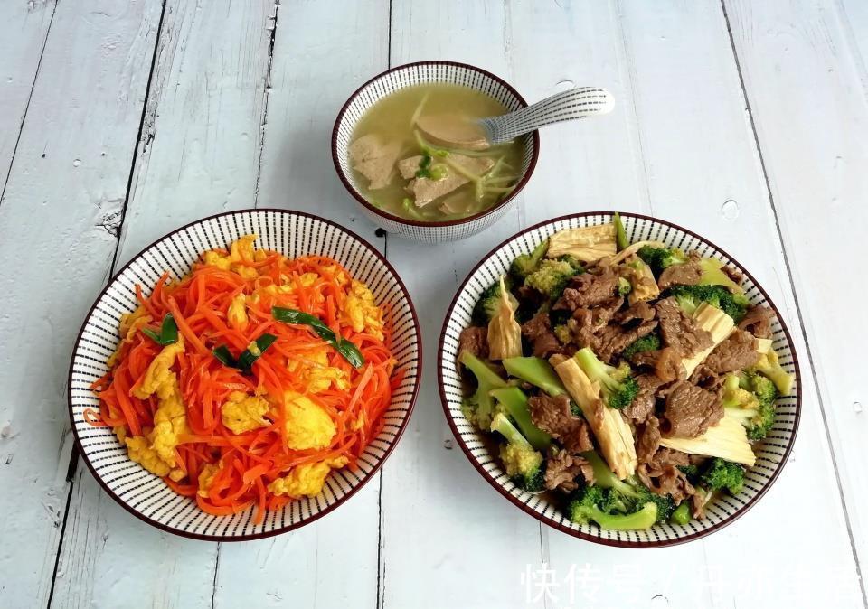 西兰花|母子三人的晚餐，从不叫外卖，二菜一汤吃得香，方便简单营养好