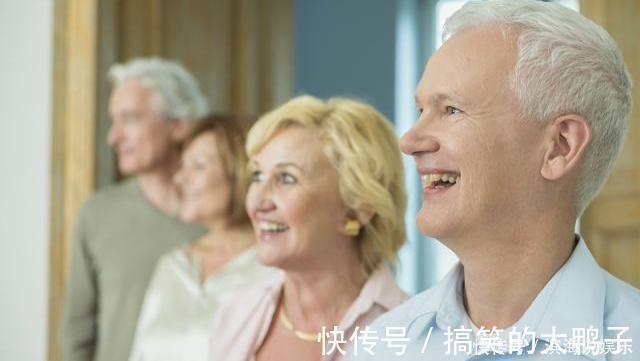 长寿老人|132岁老人抽烟喝酒不运动，他说长寿很简单：做好3事，不碰1物