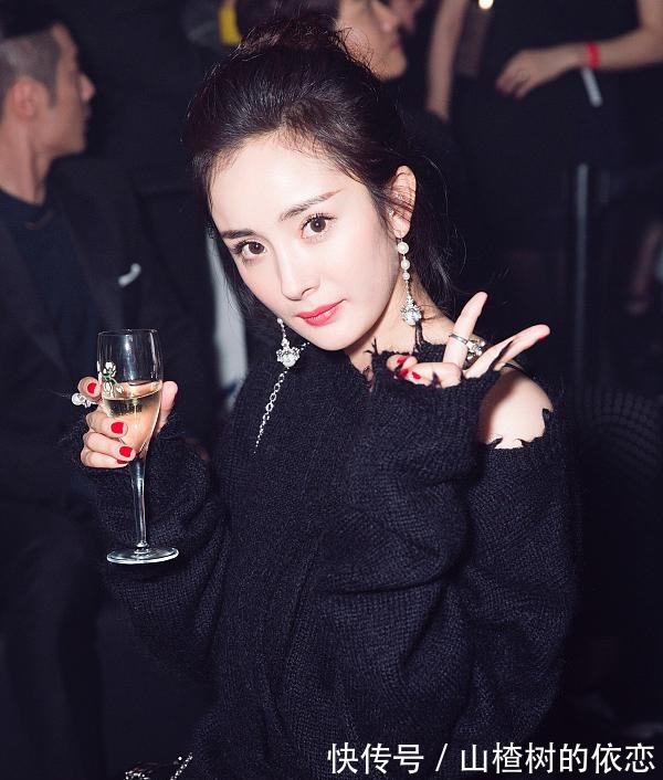 美食|楊冪在家無聊研究做飯,曬出自己做的美食,夸贊自己“廚藝精湛”