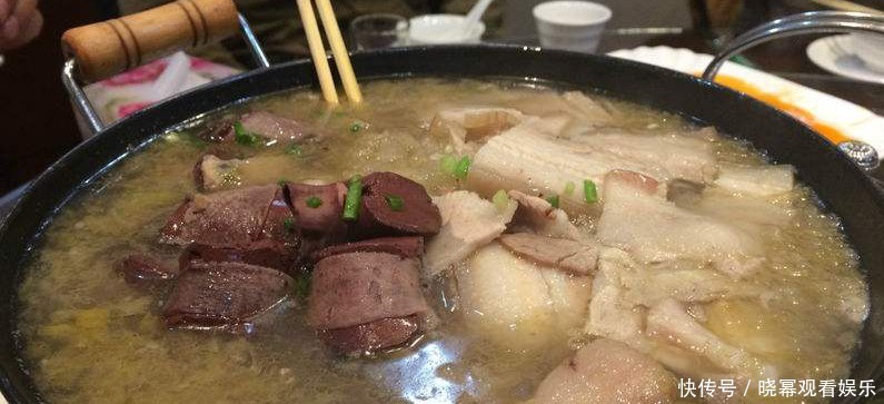 热情|来东北感受最地道的杀猪菜,体会东北人民的热情和这里的豪气