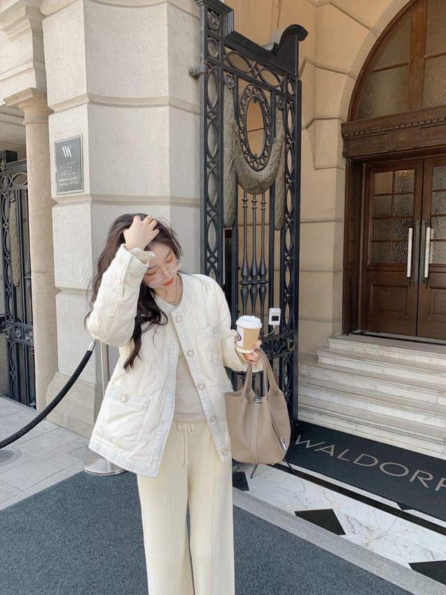 香风 你听过“小香风羽绒服”吗?华美又高级,扑面而来的贵气感