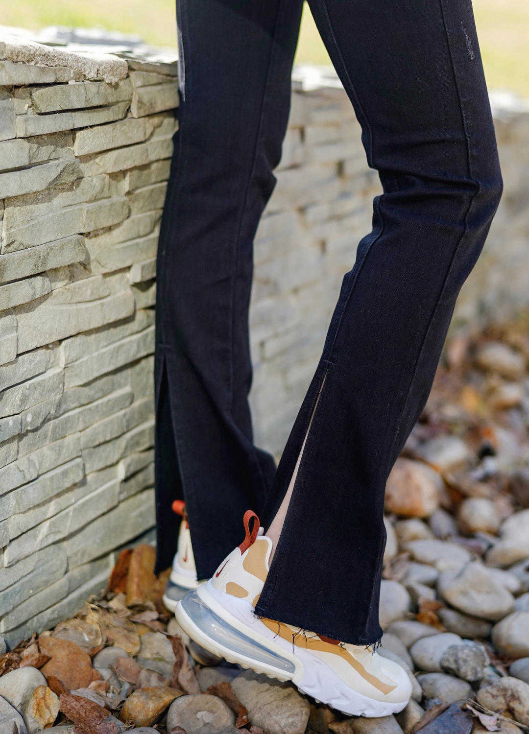 应季性|运动鞋到底有多百搭?裤装裙装都能配,上身效果一点不含糊