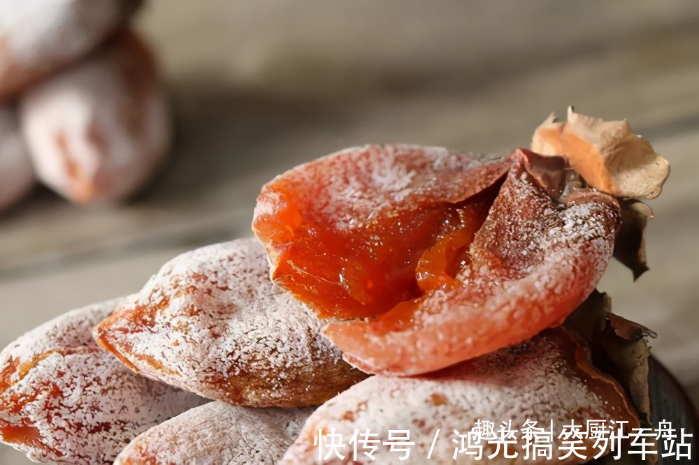 做柿子饼时，直接晒是不对的！教你1招，只需5天就能晒成