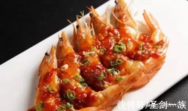 蒸鱼豉油|中秋节聚餐推荐，上档次的12道家常菜，简单美味，来客人时做着吃