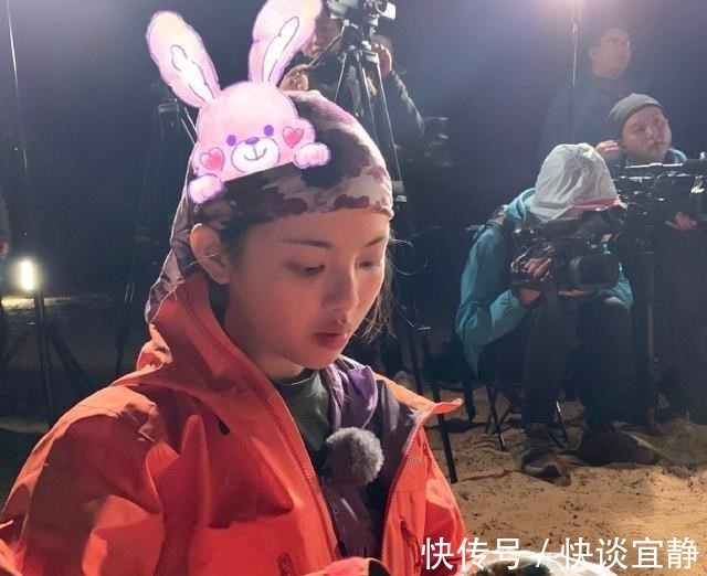 追光哥哥录制时间已定,杨超越成为观察员,嘉行传媒的他也来了