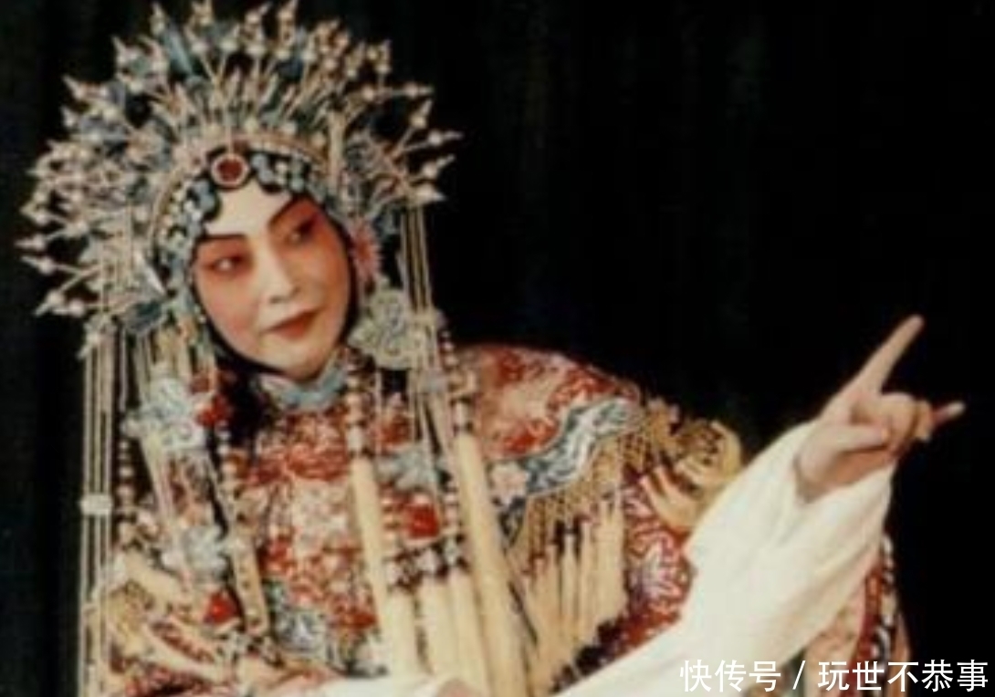 京剧|她是中国第一传奇女演员 ,5个总统追求她,她却隐居乡下守寡