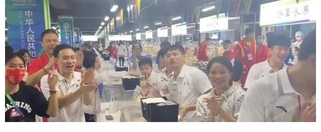 禁忌|叛逆少女？全红婵长胖了，何教练透露其饮食禁忌，红姐却非常爱吃