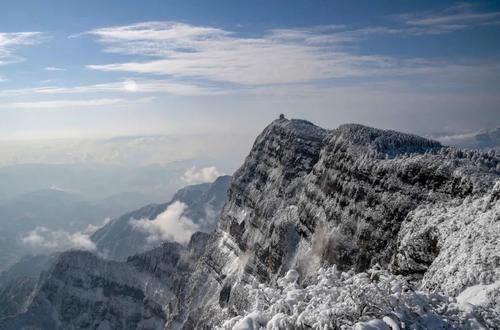【新闻纪实】津门网李豫龙:峨眉“冬韵”