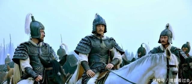  苏轼|苏轼词中“羽扇纶巾”的形象，本指周瑜，为何后来说成孔明了呢？