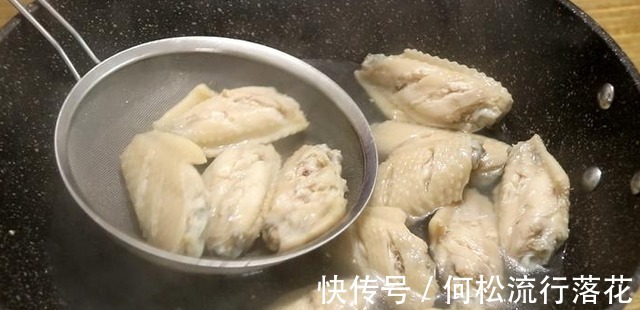 生姜片|做红烧鸡翅,不要直接炖,多做两步,鸡翅香浓不腥,教您详细做法!