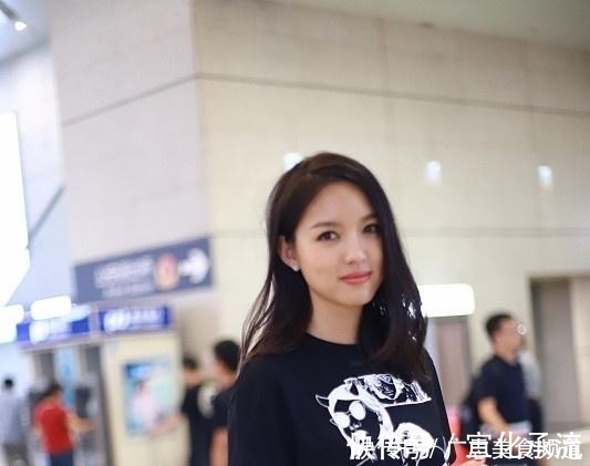 脸型|“炸毛”的女生不用怕!发量多才好做造型,这些都很美!