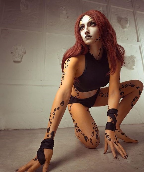 俄罗斯|俄罗斯正妹COS《黑礁》战斗女仆长 反差御姐战力爆炸