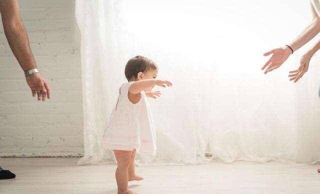 老母亲|好的步行鞋和你不穿的鞋是一样的。如何选择它们?