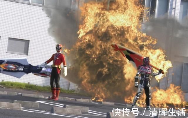 超级战队|假面骑士所罗门专属圣剑调侃图引热议 圣刃:要用烈火大斩刀克制