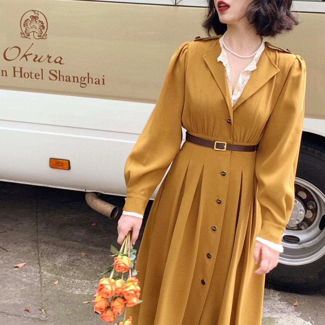 西装外套|早秋这样搭,波波头短发搭配大地色衬衫连衣裙,复古又潮流 !