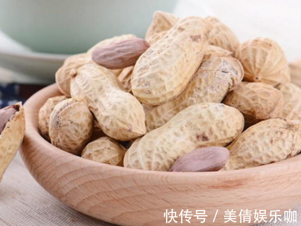 血液粘稠度|高血压要“忌嘴”,这4种食物要少吃,当心血压“难以下降”