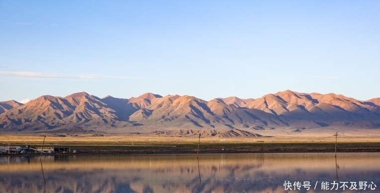 实拍茶卡盐湖：被称为中国的天空之境，游客数量达到300万人次