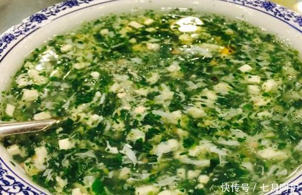 小蛮腰|今年降雨频繁雨后野菜疯长,孩子多喝免费高钙汤,绿色补钙瘦身