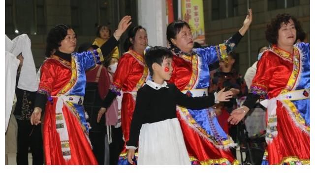 国庆节|【和政县国庆节系列活动】万人锅庄舞精彩上演