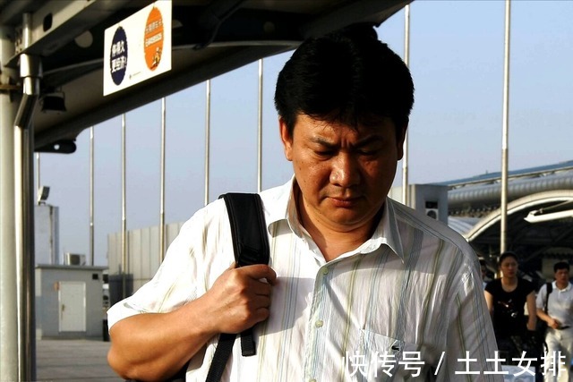 泰国女排|12年后再看蔡斌!输泰国女排下课太冤枉,忍辱负重现在该给机会