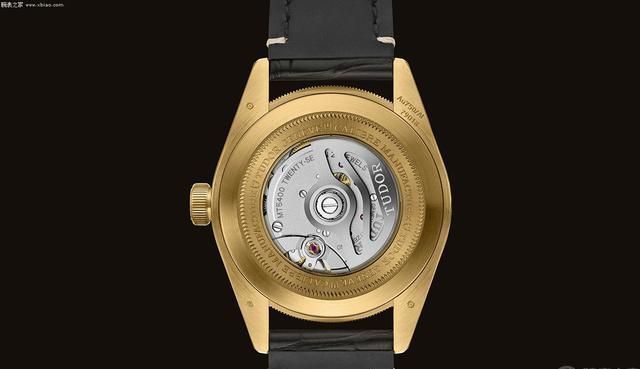 腕表|为何我们总爱绿表?品鉴帝舵碧湾1958型18K腕表