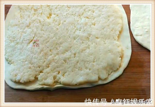 冬季解馋必备小零食，几块钱做一大盘，比油果子更香，比麻花更脆