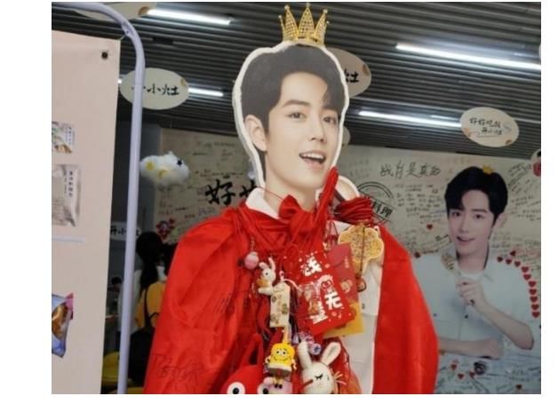 品牌“霸霸”自曝：探班肖战“缺斤少两”，粉丝的回应亮了