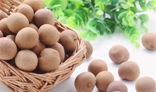 食物|冬天养生正当时,不妨多吃三种食物,健脑益智,祛湿补水!