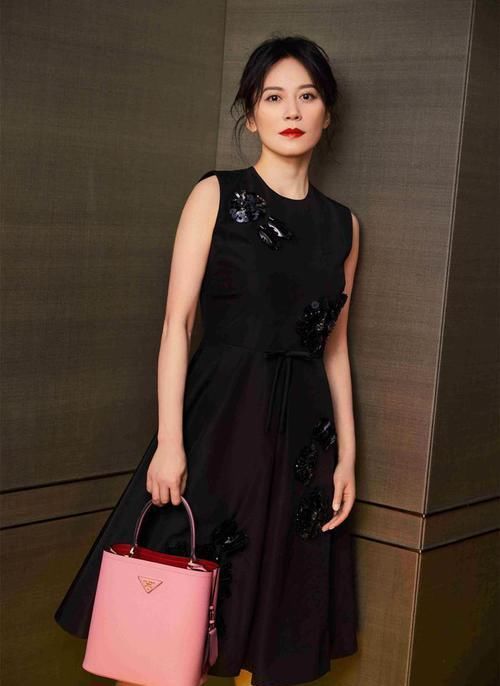  让造型变得|看起来很“贵”的女人，穿衣一般离不开这4个技巧，学会了真美