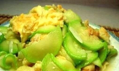 鸡蛋|鸡蛋和此物天生一对,皮肤细腻,皱纹不见了,瘦出小蛮腰