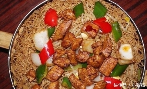 面食|大厨教你蒸面条,香软好吃不油腻,出锅满屋飘香,学到就是赚到!