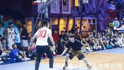 這款綜藝動(dòng)真格了,張偉麗下手太“狠”,首期嘉賓就被打骨折送院