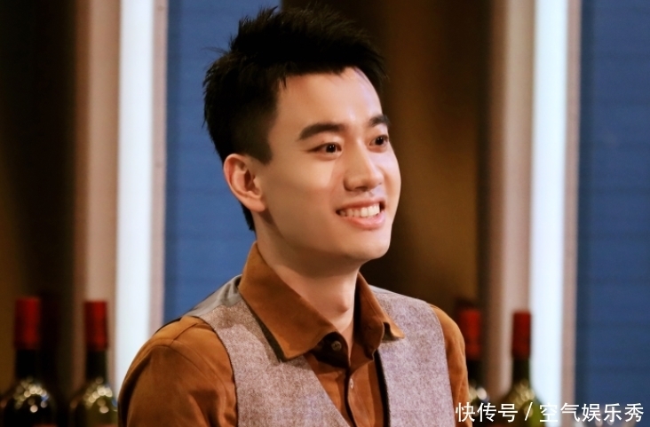 谢可寅 笑果又一爆款综艺定档!三位高颜值女神加盟,看清阵容收视稳啦