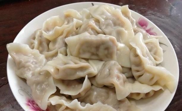 焯水|做白菜饺子,白菜直接包还是要焯水?其实都错了,这才是正确方法