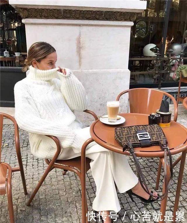 高领|打底衫不会选一件“高领衣”就轻松解决,时髦百搭又保暖,爱了