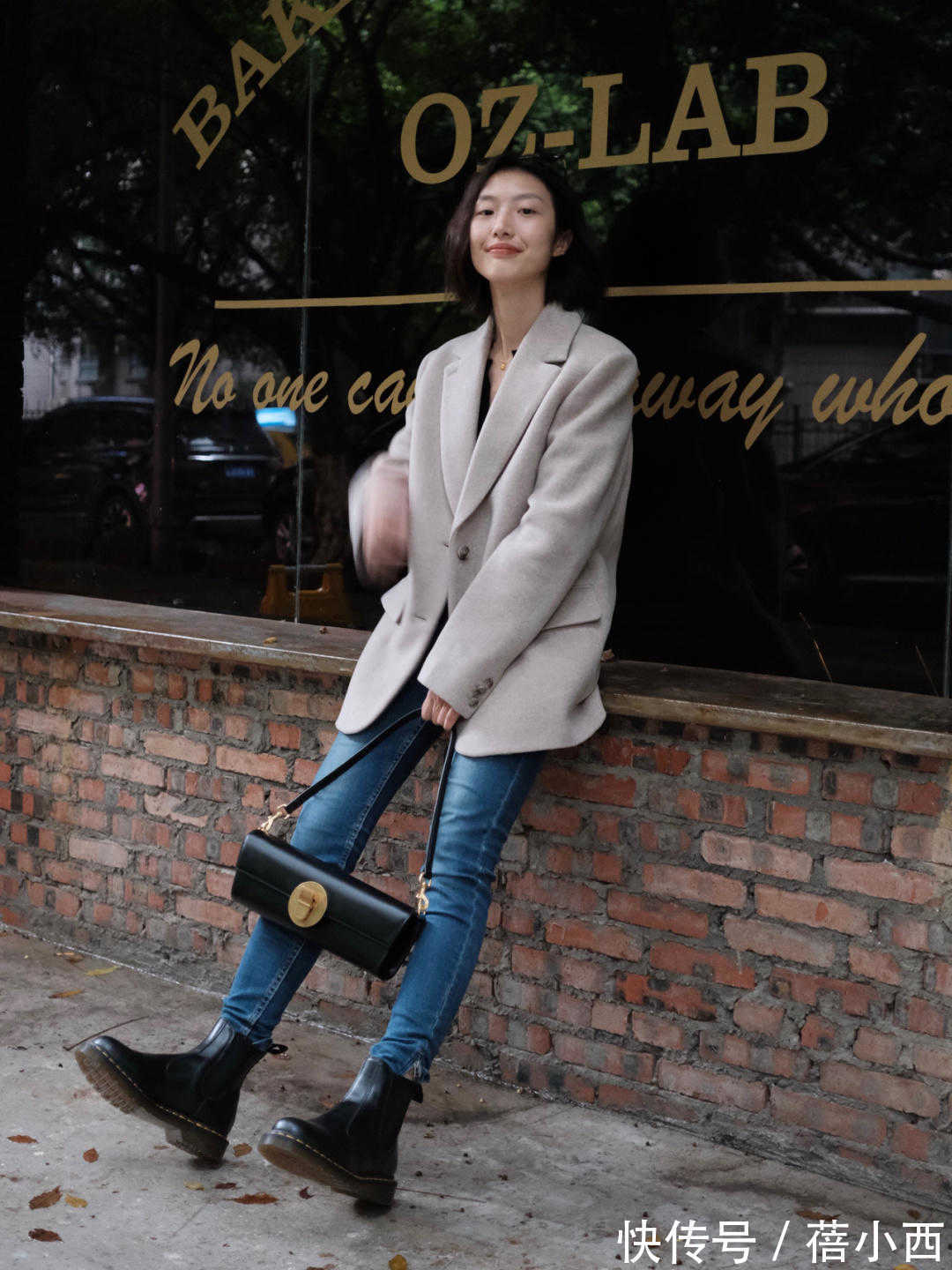 春季 春季的牛仔裤不知道怎么穿?学会这几大搭配思路,让你时尚度飙升