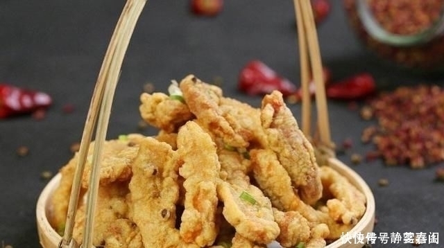 炸酥肉,有人用淀粉,有人用面粉大厨都不对,这样做才最好吃