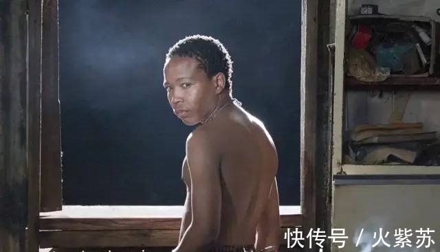 短篇小说!读诺贝尔文学奖得主古尔纳,品出了汪曾祺的味道(附原作)